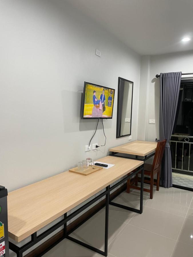 โรงแรมนิยม เอสทีเอ็น 2 - Niyom Stn 2 Hotel Ban Phue Exterior photo